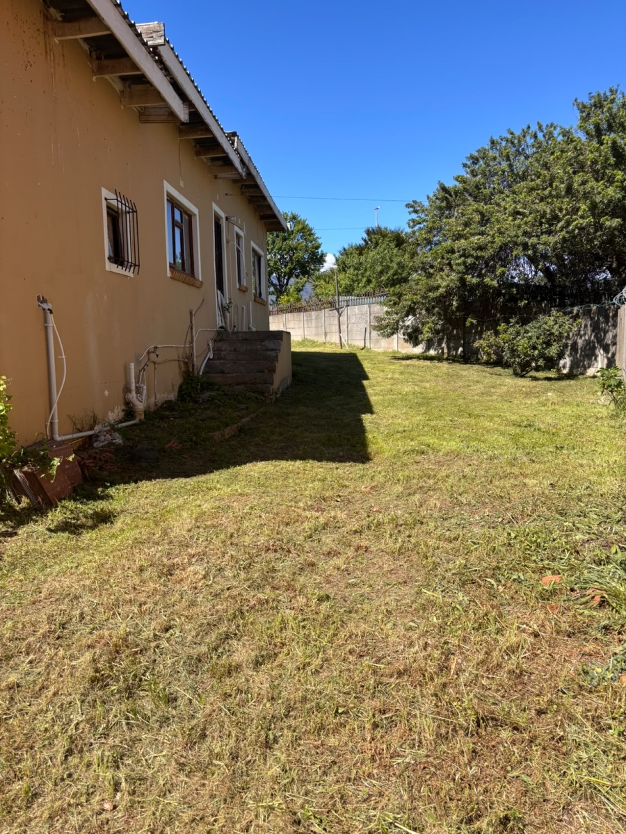 4 Bedroom Property for Sale in Cloetesville Western Cape